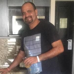 Meet your Posher, Julio g